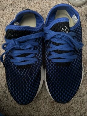 Adidas Deerupts - like new!